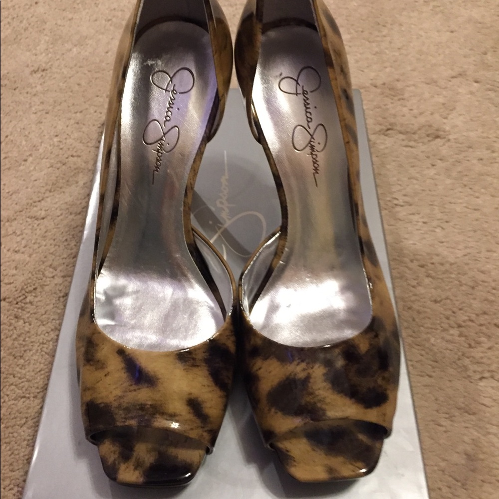Jessica Simpson heels